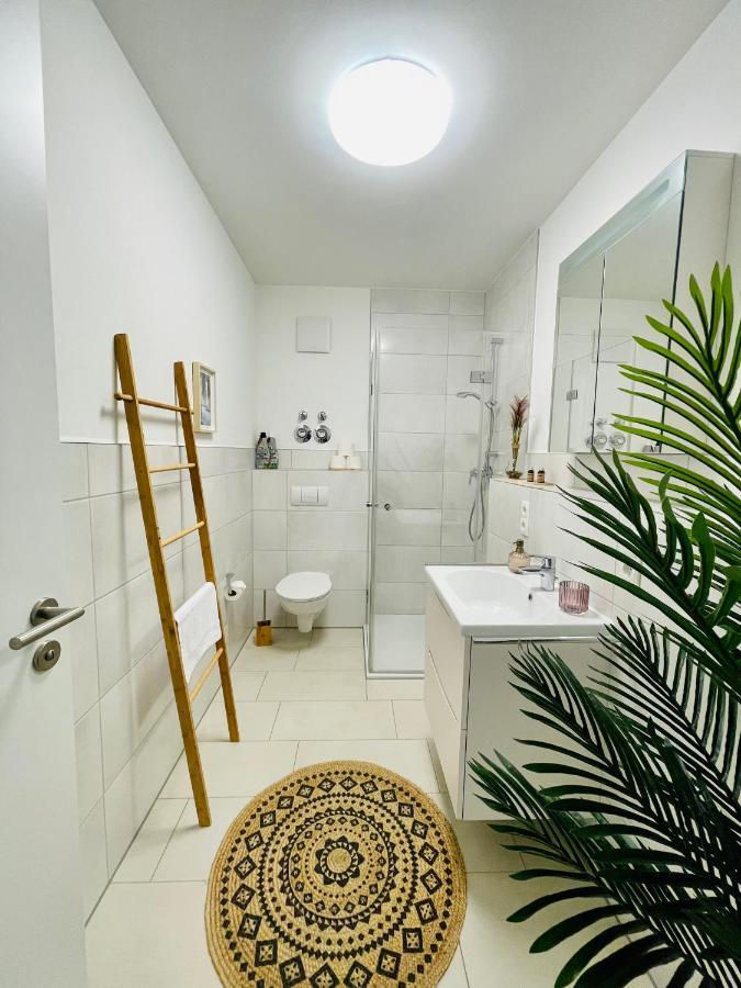 Klassen Stay - Exklusives Apartment Am Hbf - Kueche, Netflix, Kingsizebett Koblenz  Exterior photo